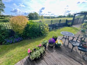 Photo 11- click for photo gallery